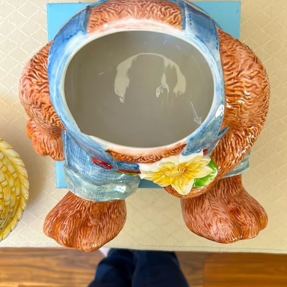 Teddy Bear Cookie Jar by Everyday Gibson - Picture 6 of 7